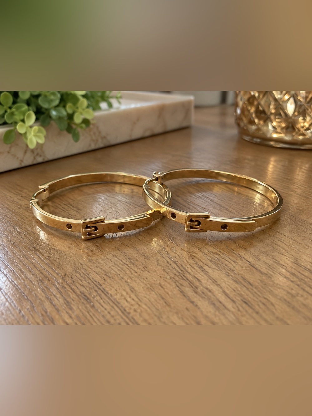 Michael Kors Buckle Collection Hoop Gold-Tone Earrings VGUC